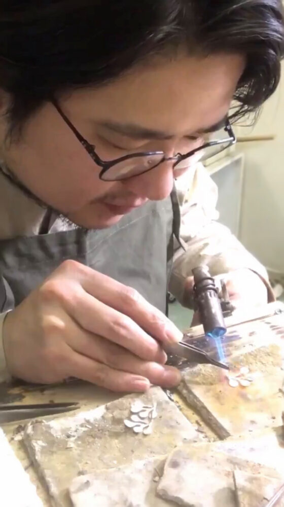 福岡で手作り結婚指輪のサポートする職人の紹介